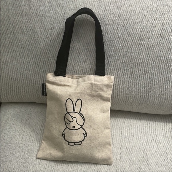 Miffy Mini Tote Bag - Picture 1 of 4